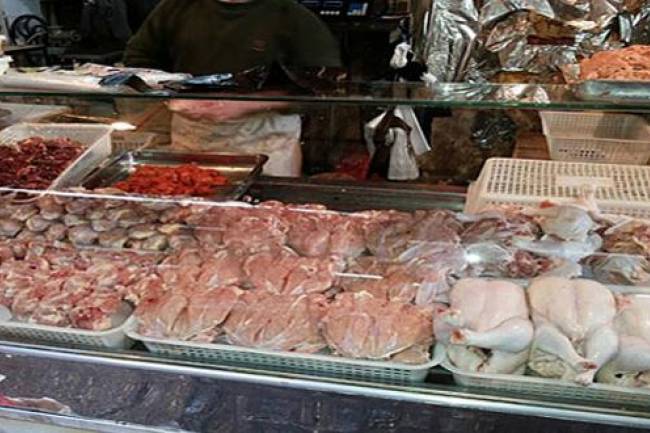 أسعار اللحوم الحمراء تشتعل والفروج يحلق..والمستهلك ماذا يأكل