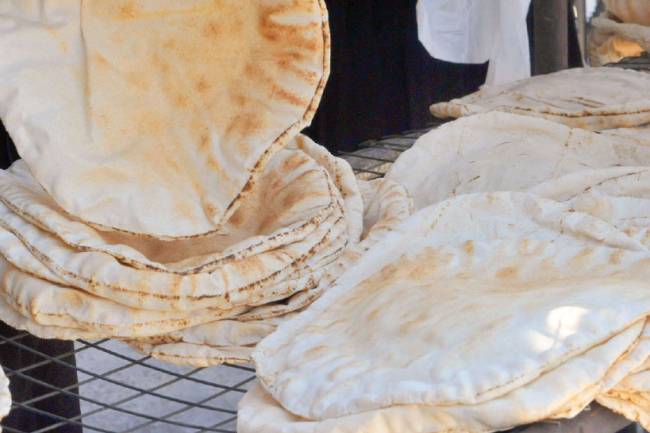 دمشق تبحث عن معتمدي خبز  لبدء توطين الخبز قريباً جداً