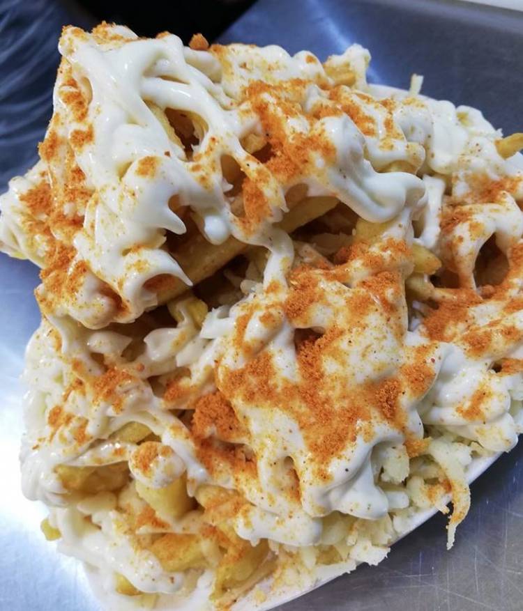 محافظة دمشق تجبر مطعم بيتزا شهير على الإغلاق