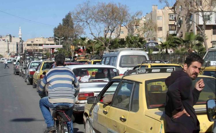 الدباس : محافظة دمشق تضع محطتي بنزين متنقلتين في الخدمة لتخفيف الضغط