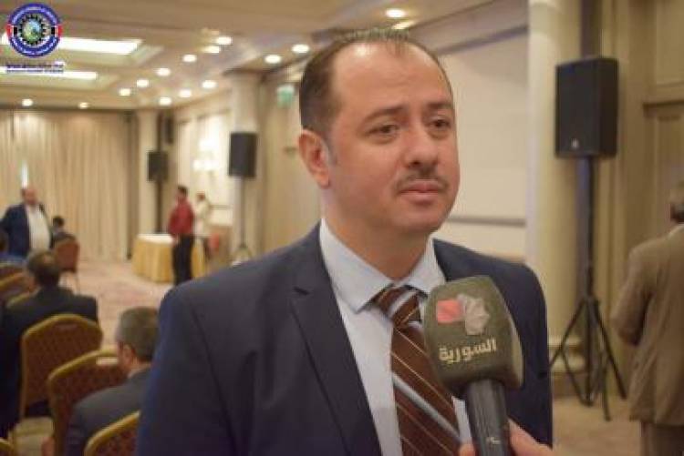 دعدوش : معامل الألبسة شبه متوقفة وعلى الحكومة إجراء مباحثات مع الأردن لفتح الأسواق