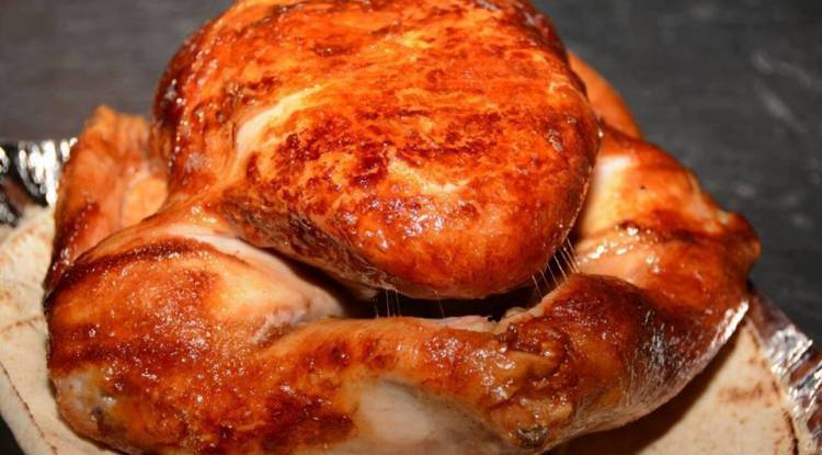 الفروج المشوي والبروستد يحلق خارج التسعيرة الرسمية .. تعرفوا على أسعار الفروج وأجزاءه لليوم الأحد 