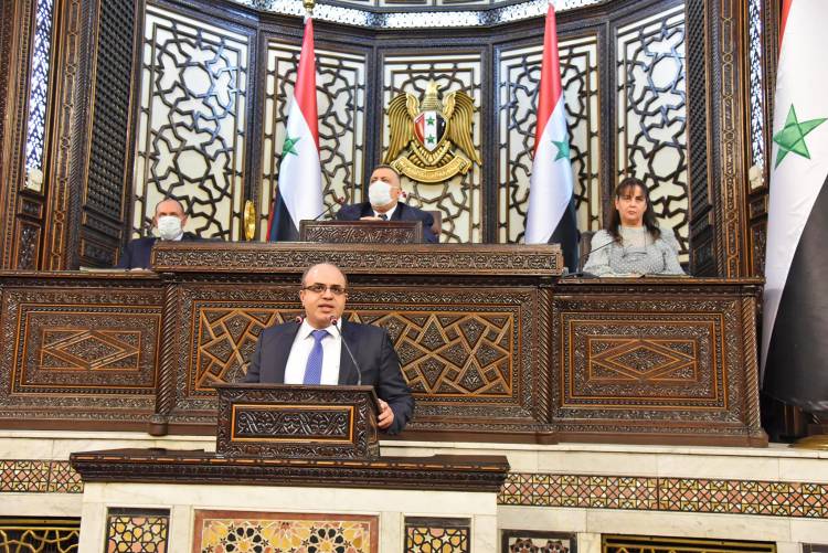 وزير الاقتصاد : صادراتنا ارتفعت بـ44% خلال التسعة أشهر الماضية والمستوردات انخفضت