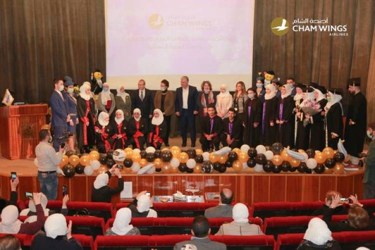 أجنحة الشام تكرم طلاب كفالة العلم المتفوقين