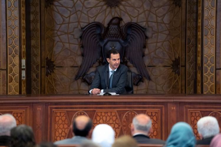 الرئيس الأسد يوضح آلية مواجه ارتفاع الأسعار العالمي ورؤية حل مشكلة الكهرباء والظروف التي تواجهها